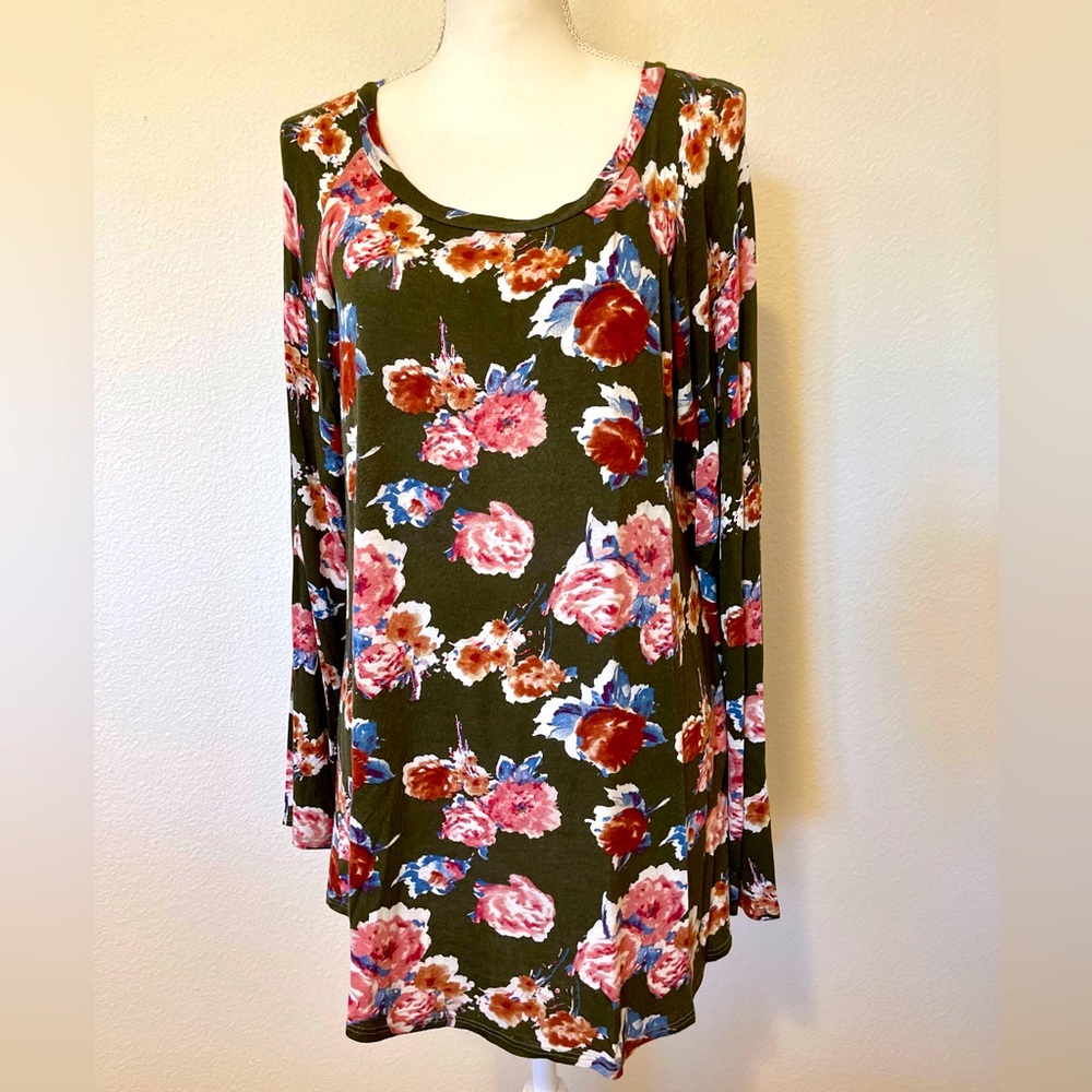 Floral Print Scoop Neck Long Sleeve Top XL Romantic Spring Knit Tee